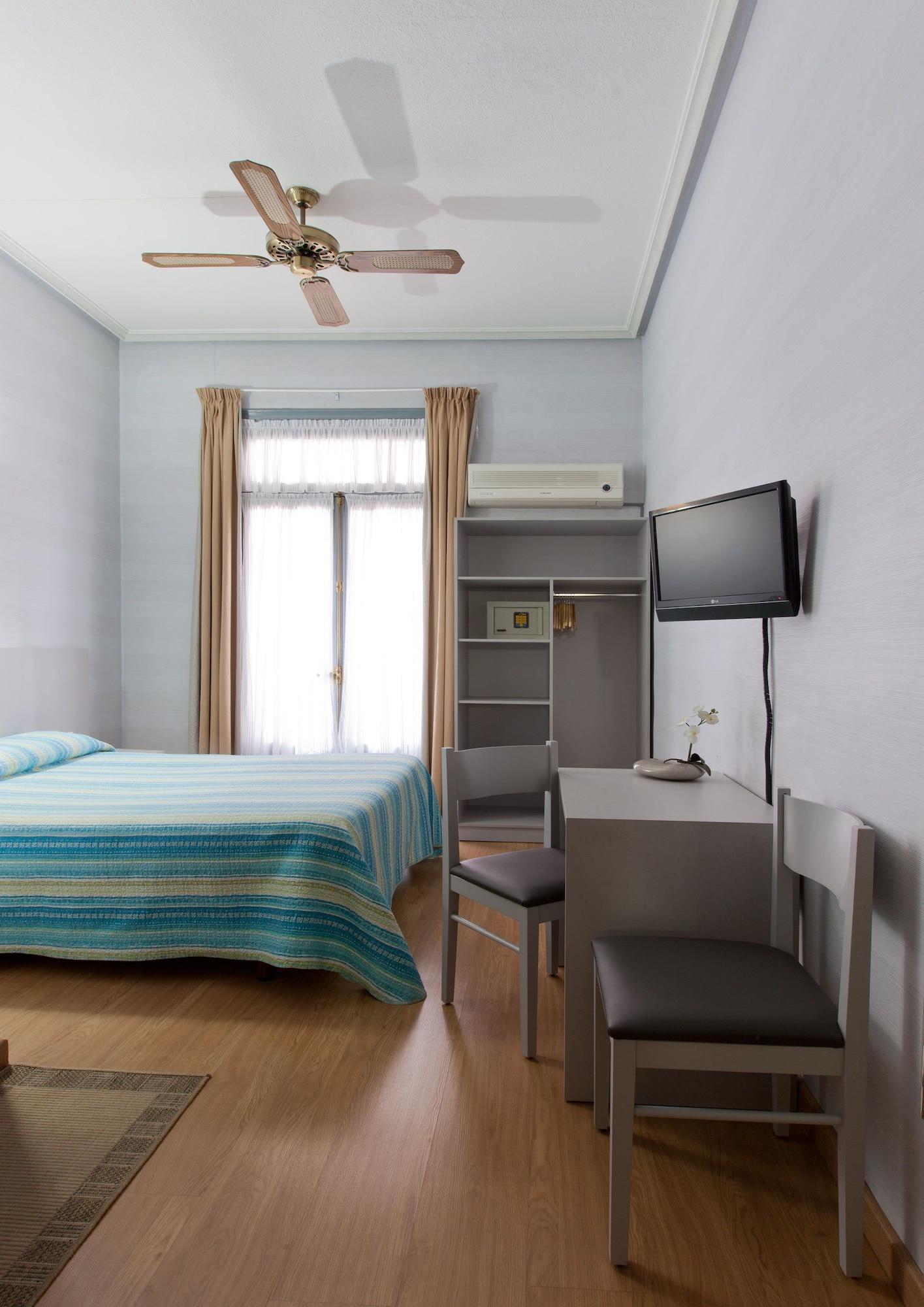 Hostal Andorra Мадрид Екстер'єр фото