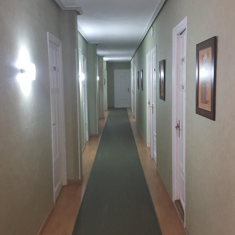 Hostal Andorra Мадрид Екстер'єр фото