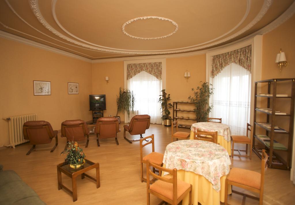 Hostal Andorra Мадрид Екстер'єр фото